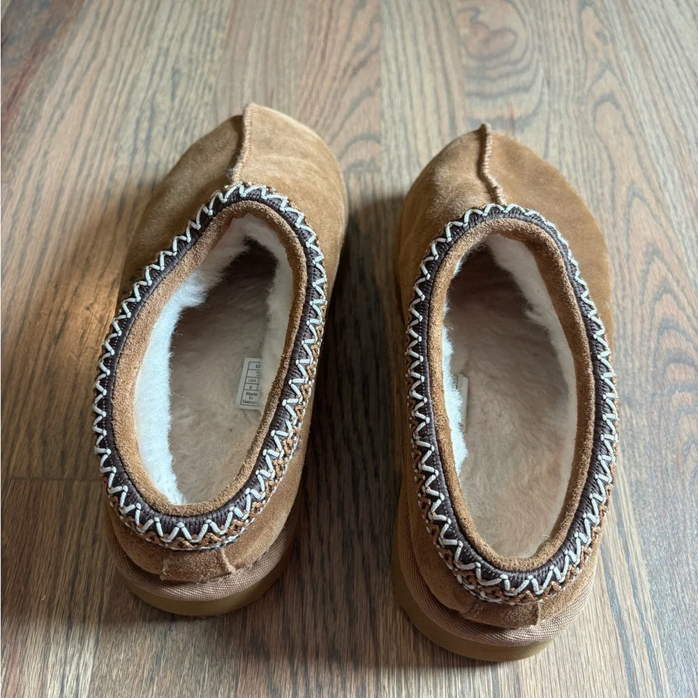 Ugg Tasman Slippers - Picture 2 of 2